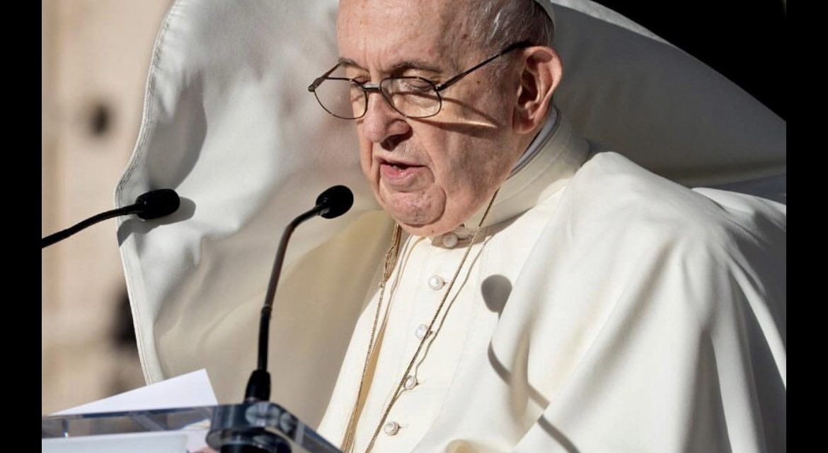 O Papa Francisco em gesto concreto pela União de todos