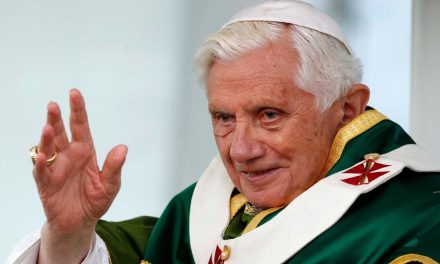 Análise – Ratzinger, da vaia ao aplauso. Por Pe. José Eduardo de Oliveira e Silva